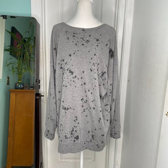 Torrid Gray Long Raglan Sleeve Crew Neck Classic Fit Skull Sweatshirt, 2X #290 - Picture 5 of 9